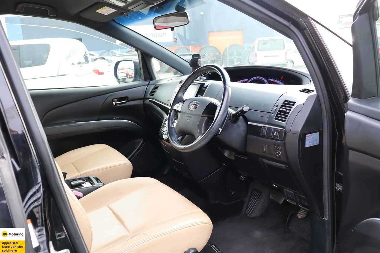 2015 Toyota Estima