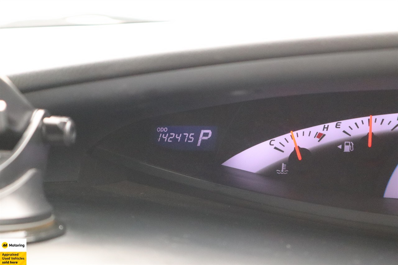 2015 Toyota Estima