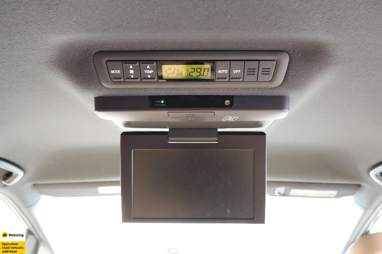 2015 Toyota Estima