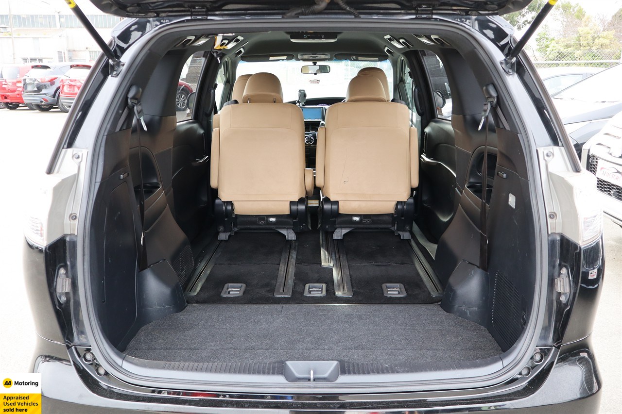 2015 Toyota Estima