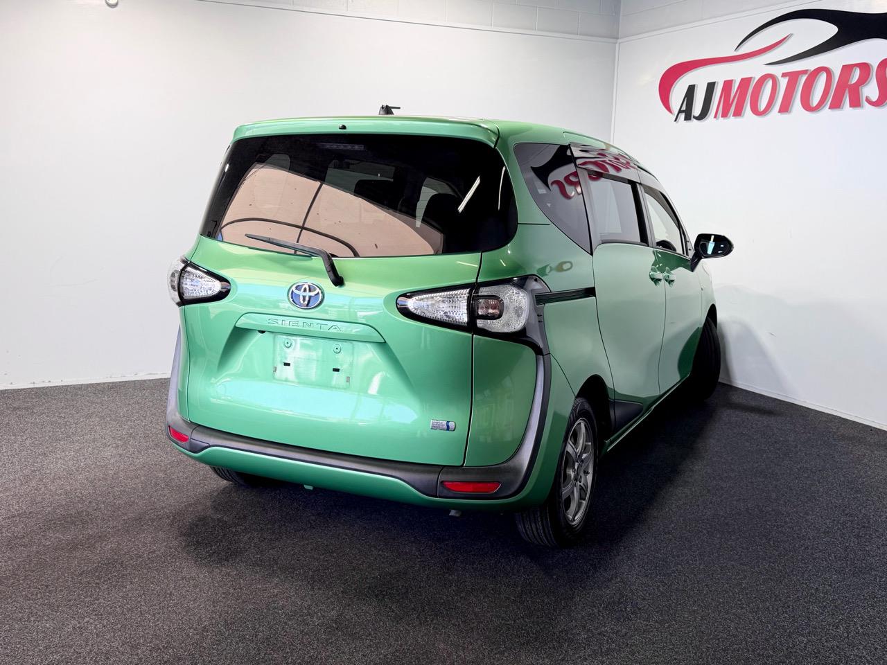2015 Toyota Sienta