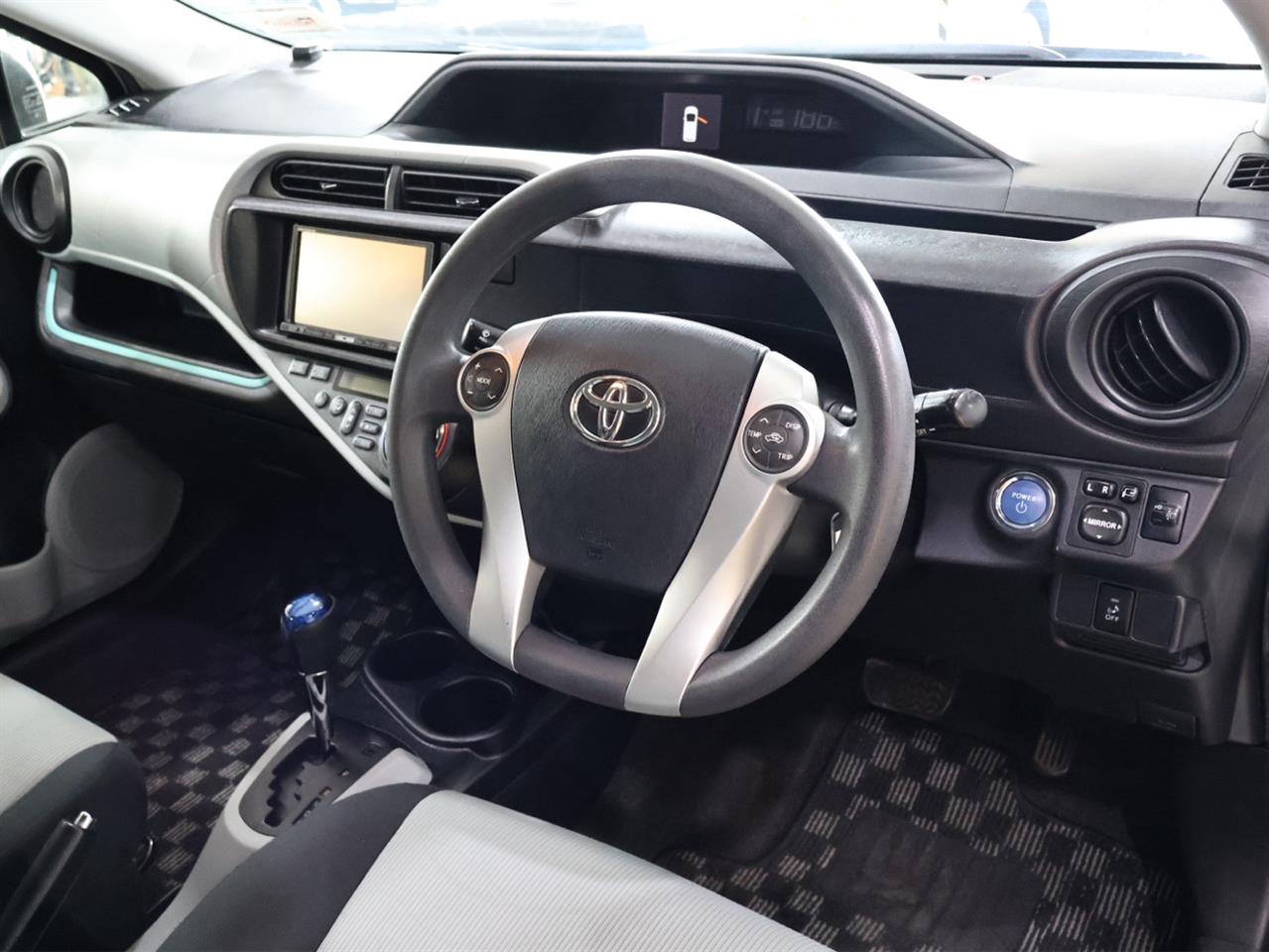 2013 Toyota Aqua
