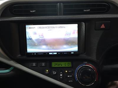 2013 Toyota Aqua - Thumbnail