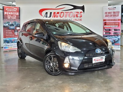 2012 Toyota Aqua - Thumbnail