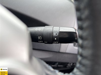 2014 Toyota Prius - Thumbnail