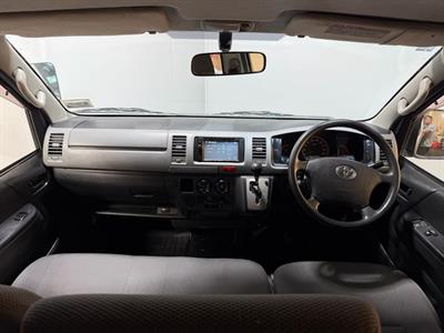2013 Toyota Hiace - Thumbnail
