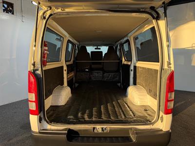 2013 Toyota Hiace - Thumbnail