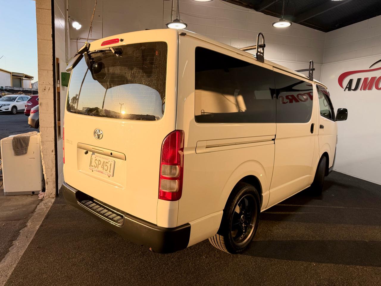 2013 Toyota Hiace