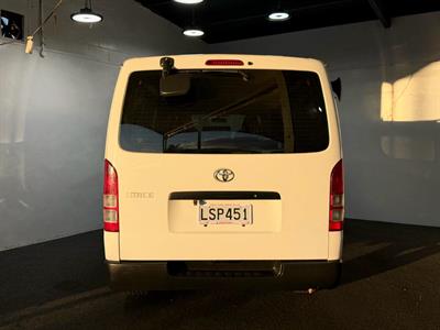 2013 Toyota Hiace - Thumbnail