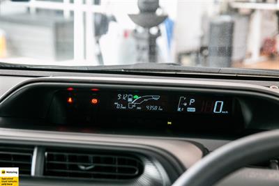 2020 Toyota Aqua - Thumbnail