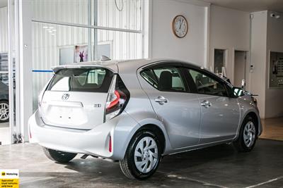 2020 Toyota Aqua - Thumbnail