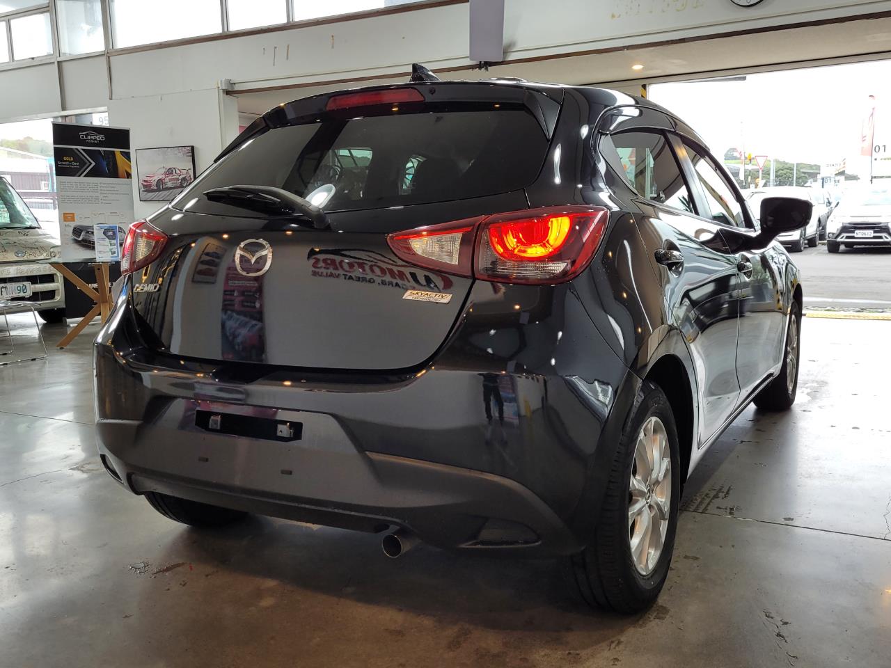 2017 Mazda Demio