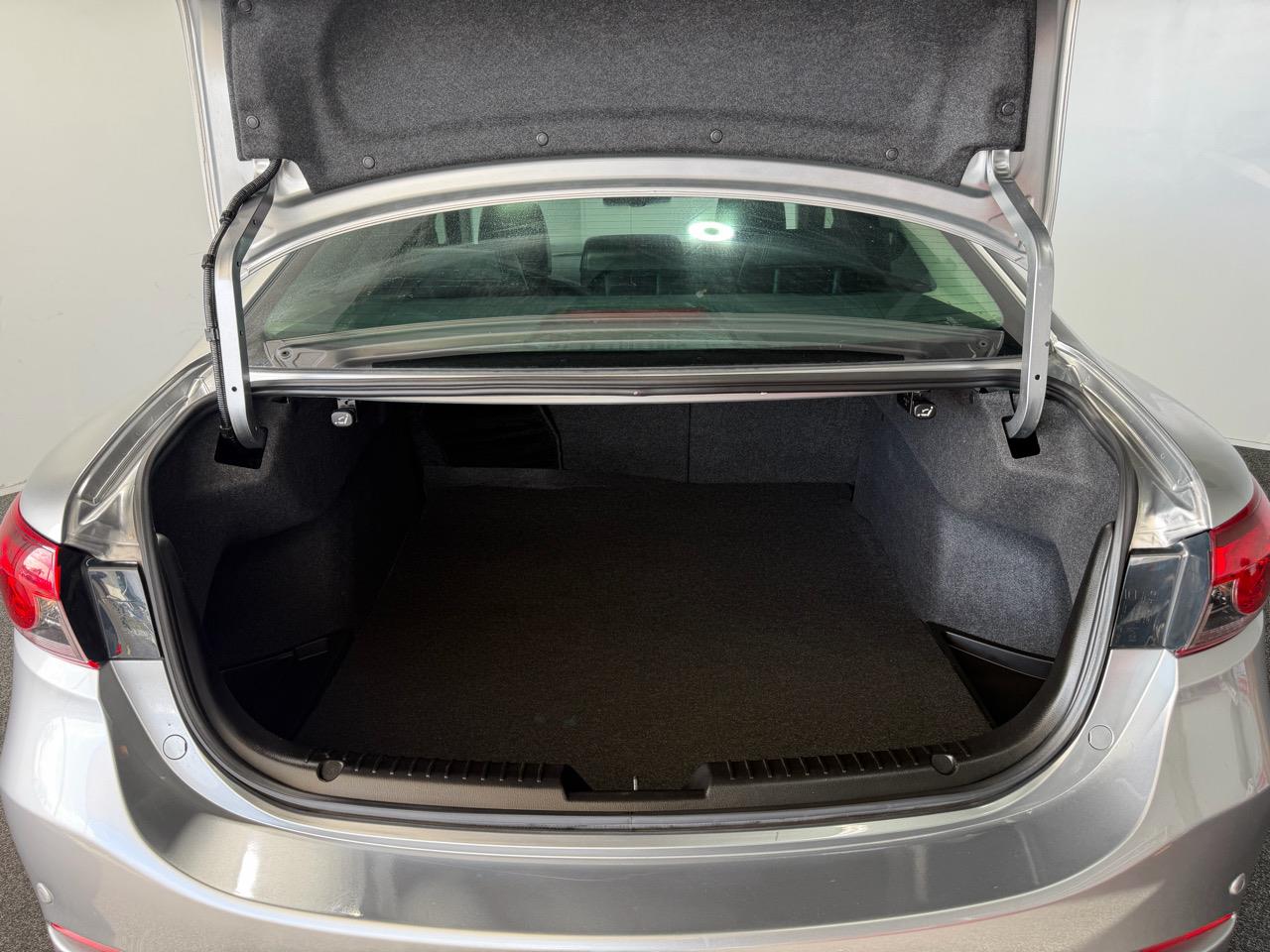 2013 Mazda Atenza