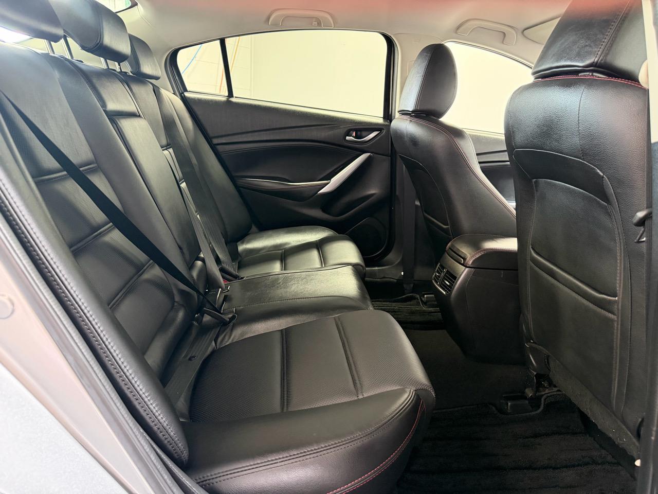 2013 Mazda Atenza