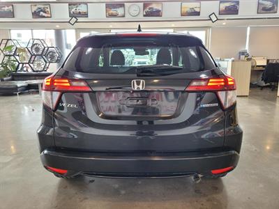 2015 Honda Vezel - Thumbnail