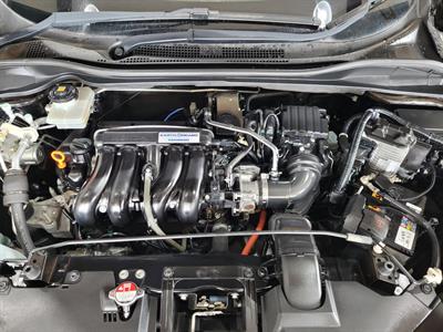 2015 Honda Vezel - Thumbnail