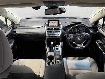 2014 Lexus NX 300h - Thumbnail