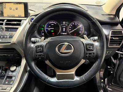 2014 Lexus NX 300h - Thumbnail