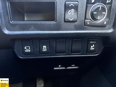 2013 Lexus HS - Thumbnail