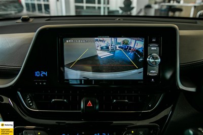 2018 Toyota C-HR - Thumbnail