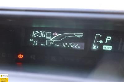 2013 Toyota Aqua - Thumbnail