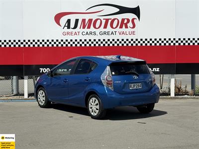 2014 Toyota Aqua - Thumbnail