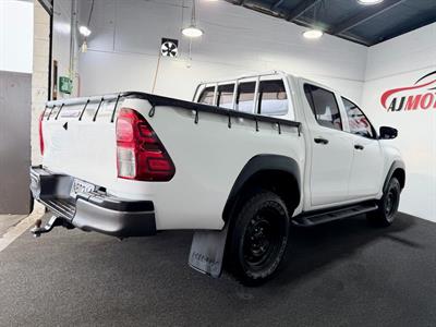 2020 Toyota Hilux - Thumbnail