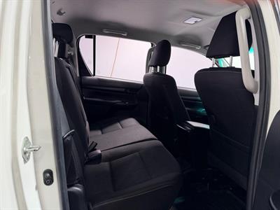 2020 Toyota Hilux - Thumbnail