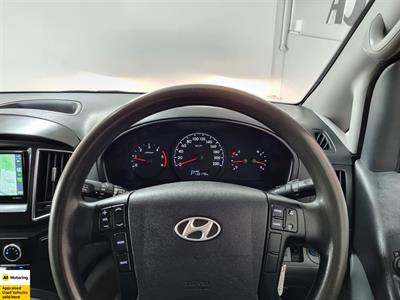 2016 Hyundai iLoad - Thumbnail