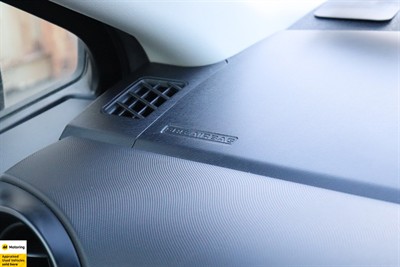 2017 Toyota Aqua - Thumbnail