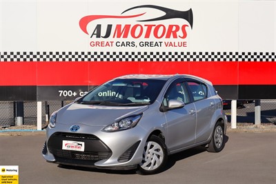 2017 Toyota Aqua - Thumbnail