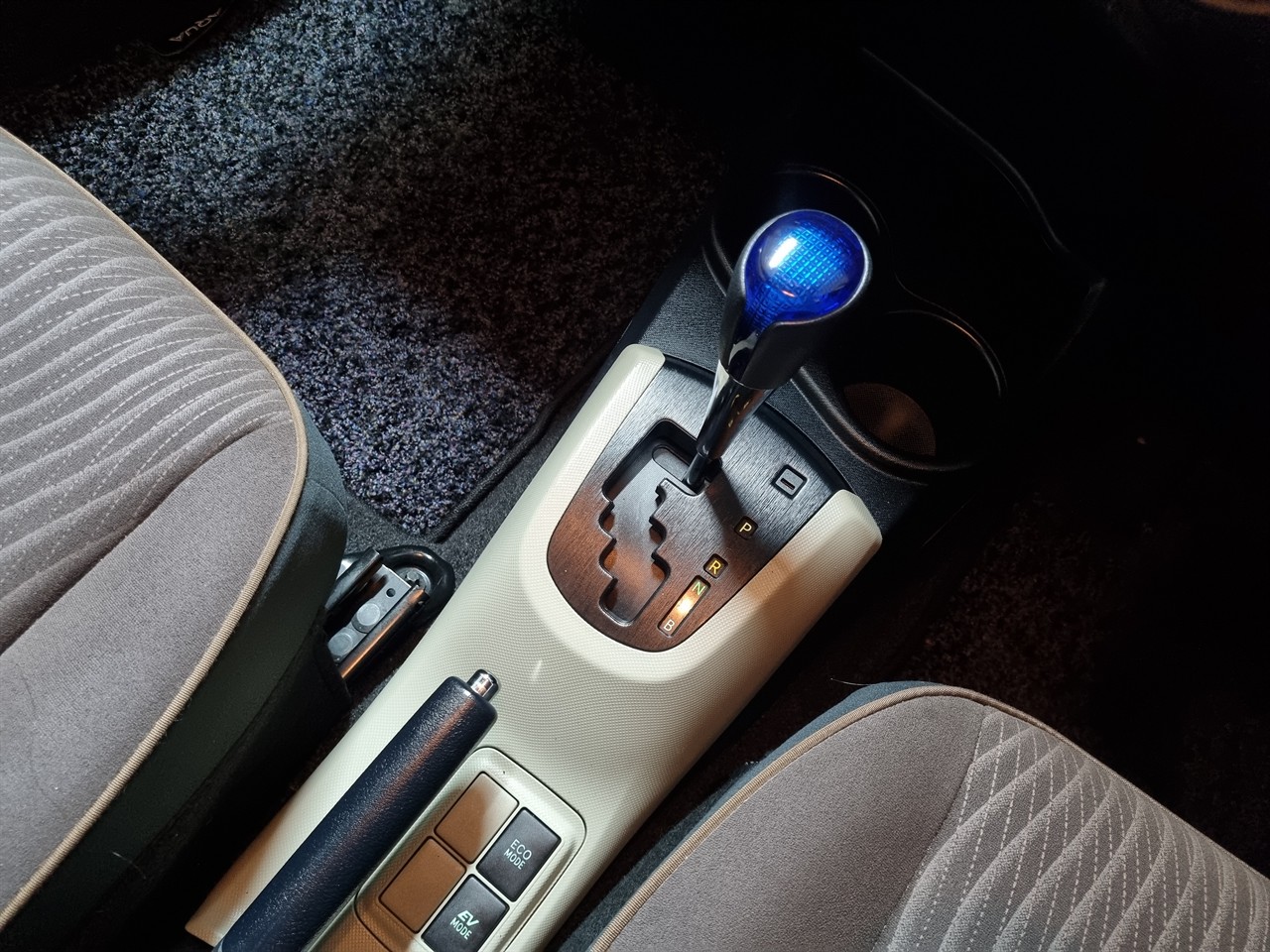 2013 Toyota Aqua