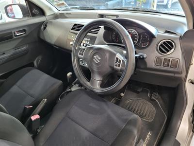 2006 Suzuki Swift - Thumbnail