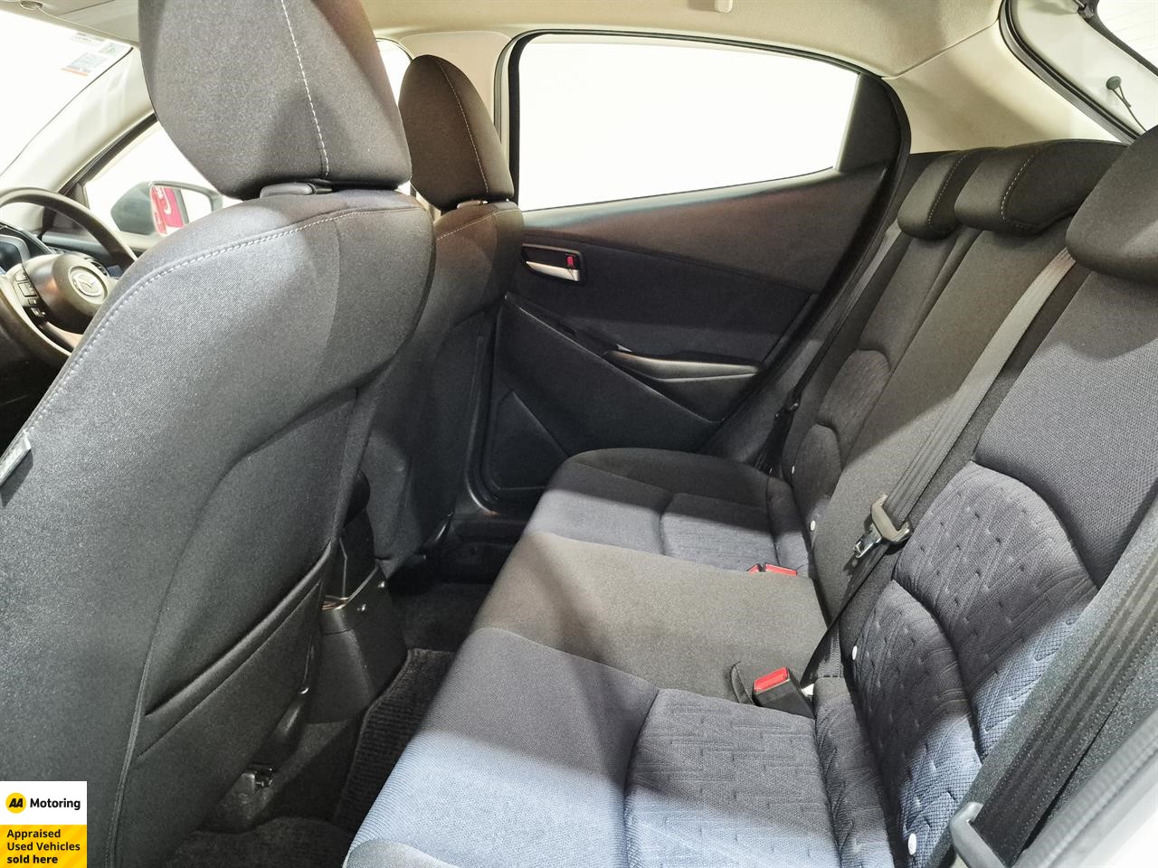 2015 Mazda Demio