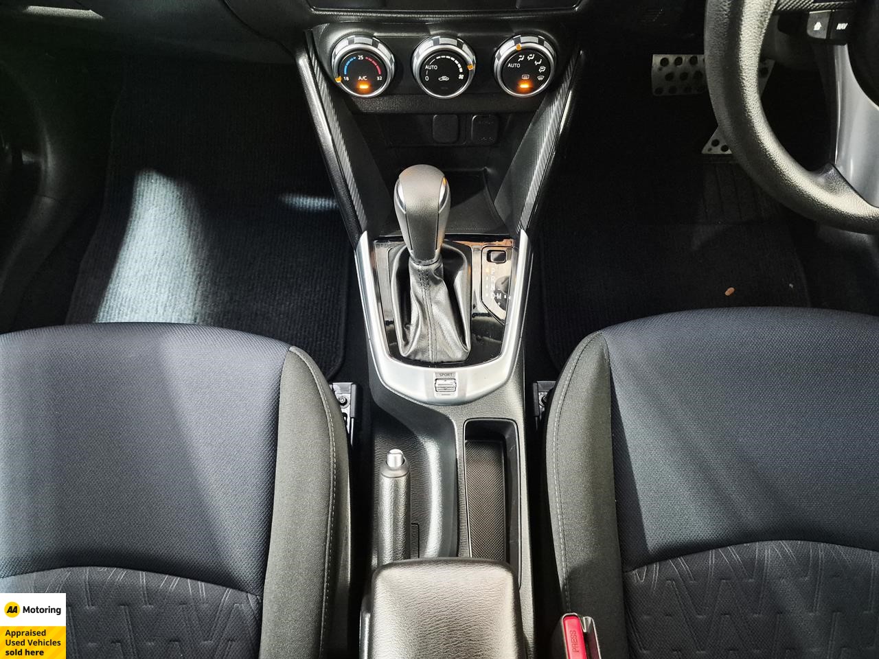 2015 Mazda Demio