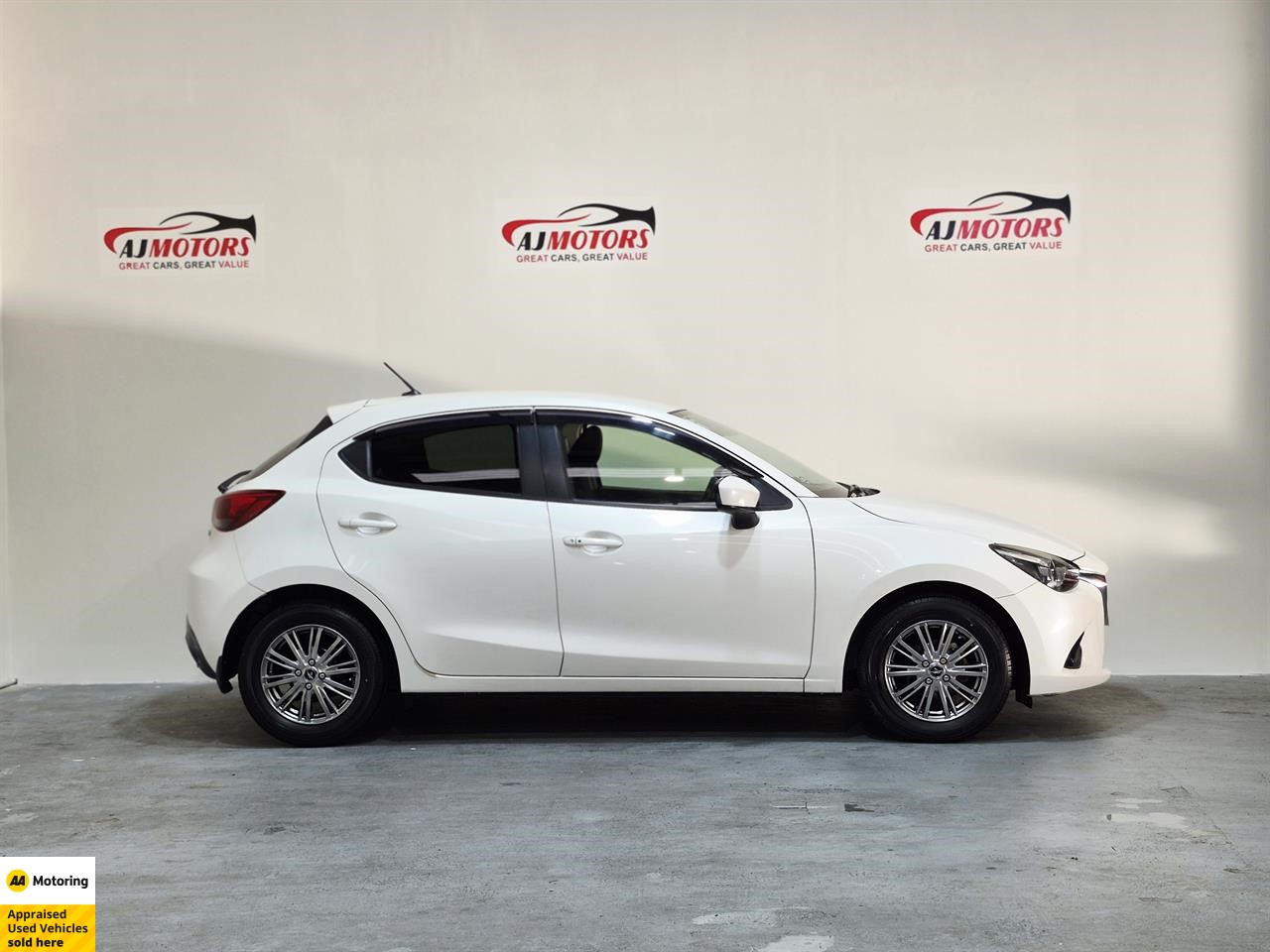 2015 Mazda Demio