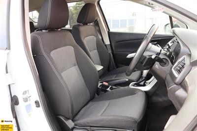 2015 Suzuki SX4 - Thumbnail