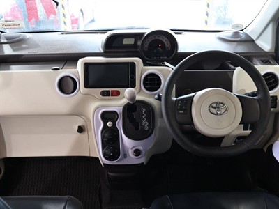 2013 Toyota Spade - Thumbnail