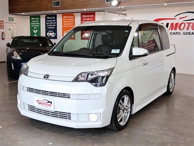 2013 Toyota Spade - Thumbnail