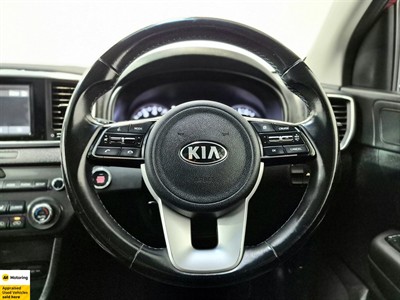 2019 Kia Sportage - Thumbnail