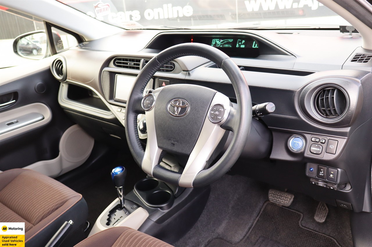 2013 Toyota Aqua
