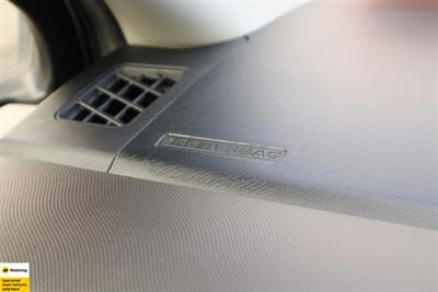 2013 Toyota Aqua - Thumbnail