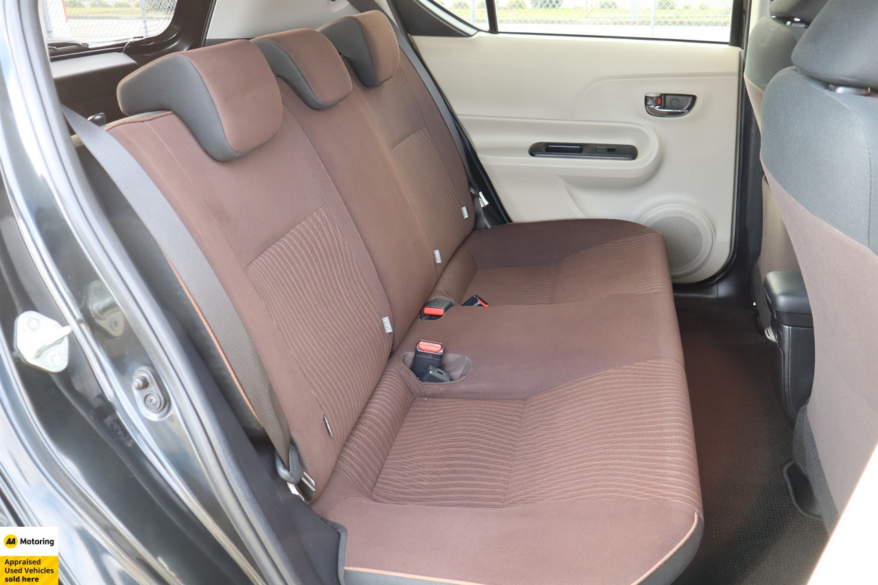 2013 Toyota Aqua
