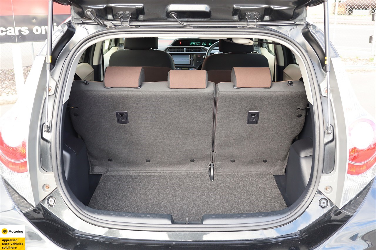 2013 Toyota Aqua