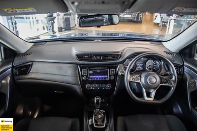 2022 Nissan X-Trail - Thumbnail