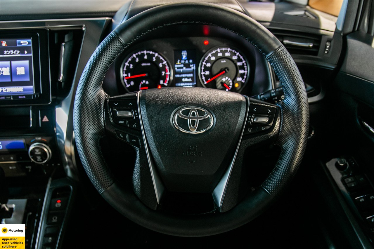 2015 Toyota Vellfire