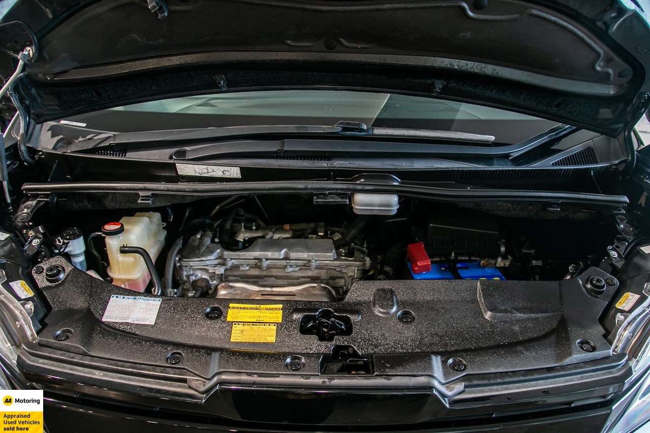 2015 Toyota Vellfire