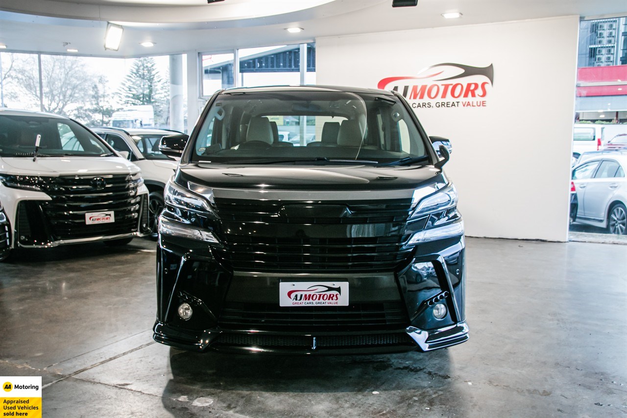 2015 Toyota Vellfire