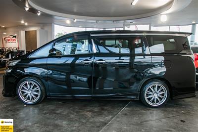 2015 Toyota Vellfire - Thumbnail