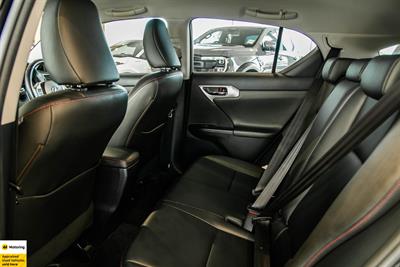 2012 Lexus CT - Thumbnail